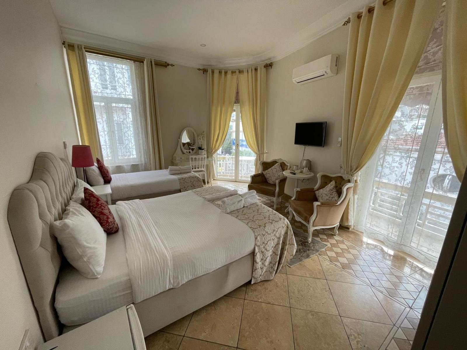 Lord'S Residence Boutique Hotel Kyrenia  Eksteriør billede